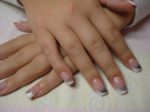 szivarvanynails